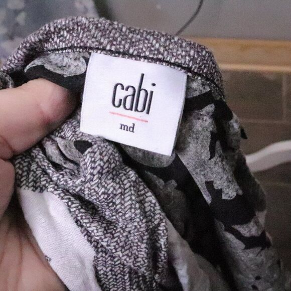 Cabi | Sleeveless Floral Cowl Neck Top Medium - Picture 5 of 6